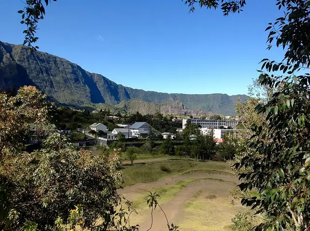 Au bord du sentier
